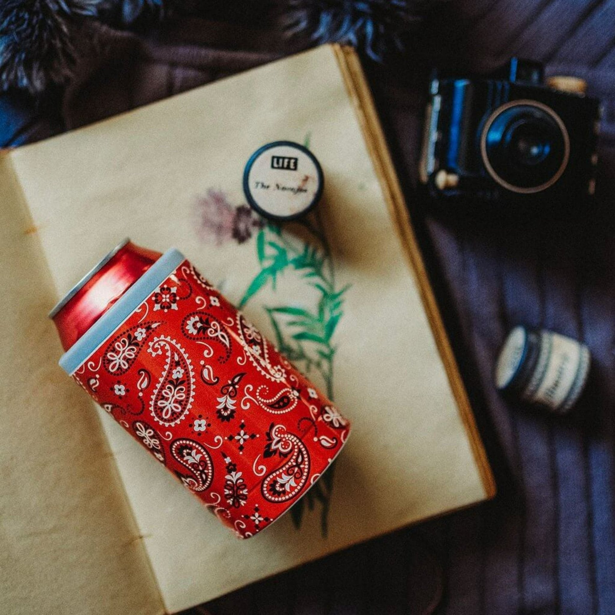 12 oz. Can Cooler Red Bandana - SIC Lifestyle