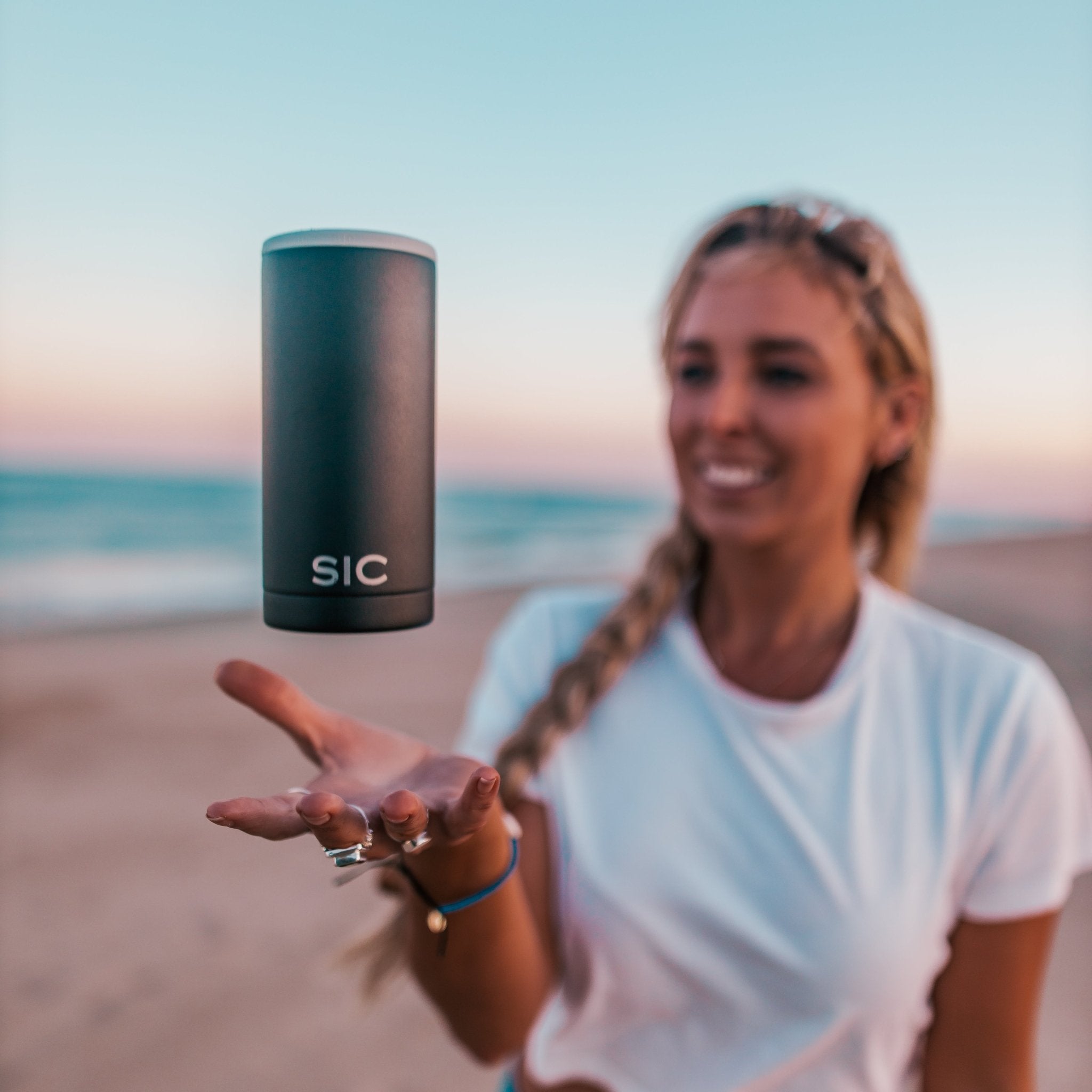 SIC® Slim Can Cooler Matte Black - SIC Lifestyle